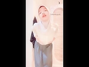 bokep indo cewe smp comek pake dildol