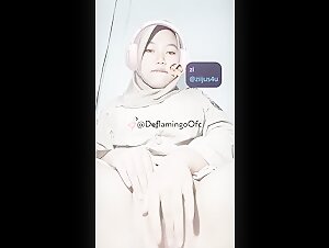 bokep indo cewe hijap colmek