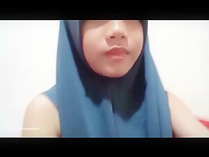 bokep indo cewe smp hijap pamer tt