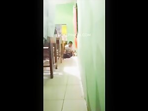 Pelajar Sma Bersetubuh Dengan Siswi Smp Di kelas