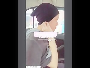 Ukhti Gadis Remaja yang Viral Mesum di Mobil Brio